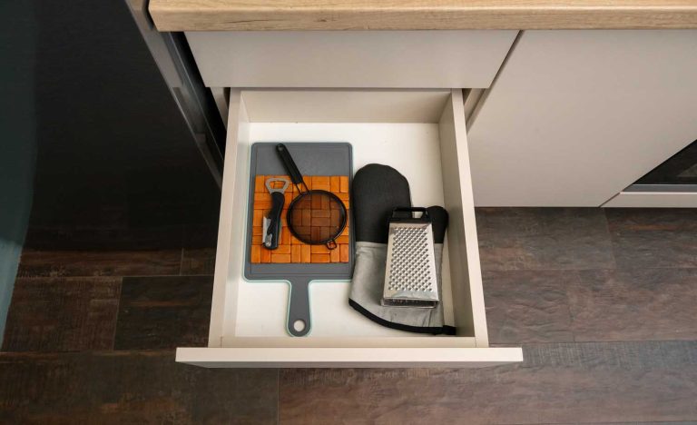 apartament regim hotelier timisoara 1 dromitor aparthotel Arthomes (12)