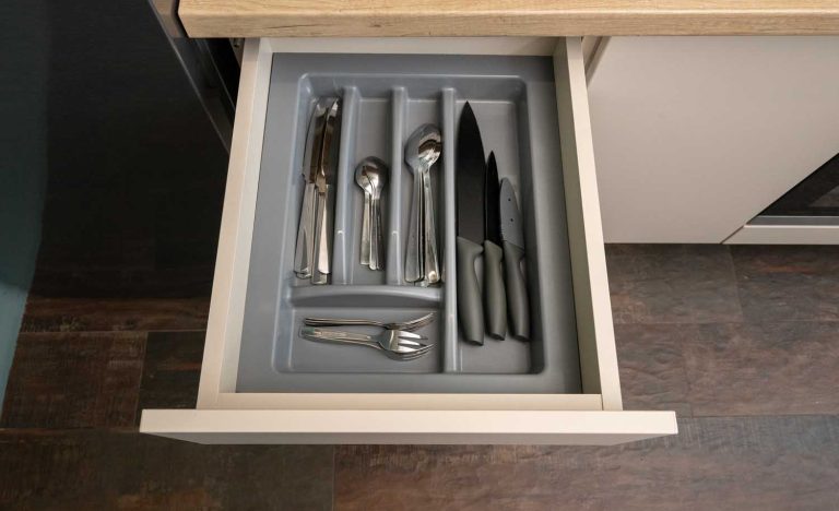 apartament regim hotelier timisoara 1 dromitor aparthotel Arthomes (13)