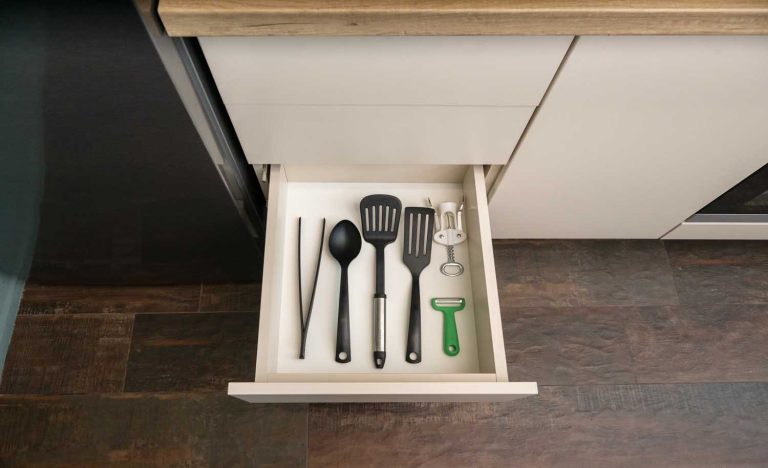 apartament regim hotelier timisoara 1 dromitor aparthotel Arthomes (14)